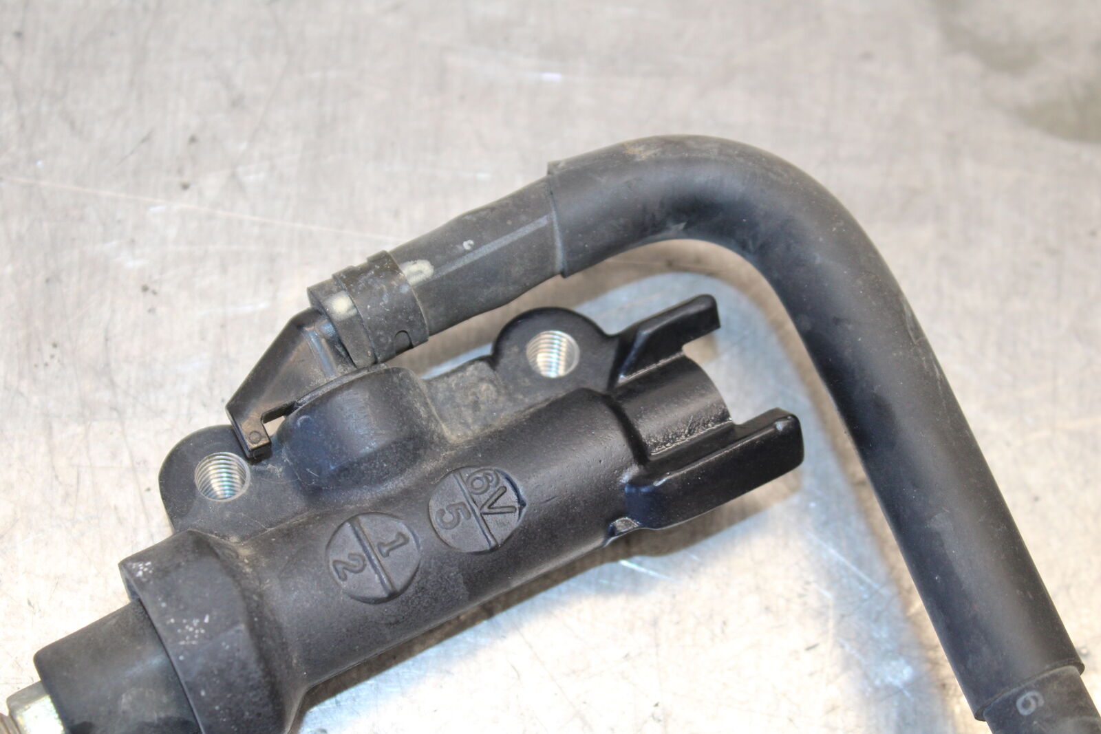 07-09 YAMAHA FZ6 REAR BACK BRAKE MASTER CYLINDER W RESERVOIR BB713