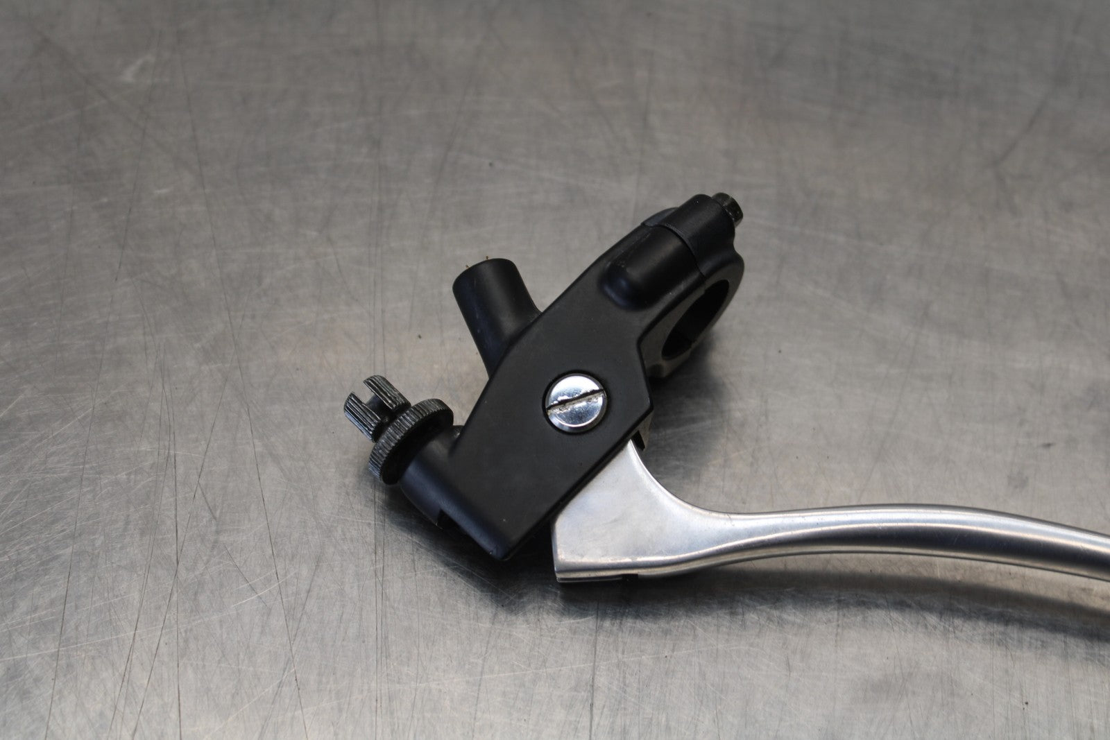 01-06 HONDA CBR600F4I CLUTCH PERCH MOUNT WITH LEVER  BB185