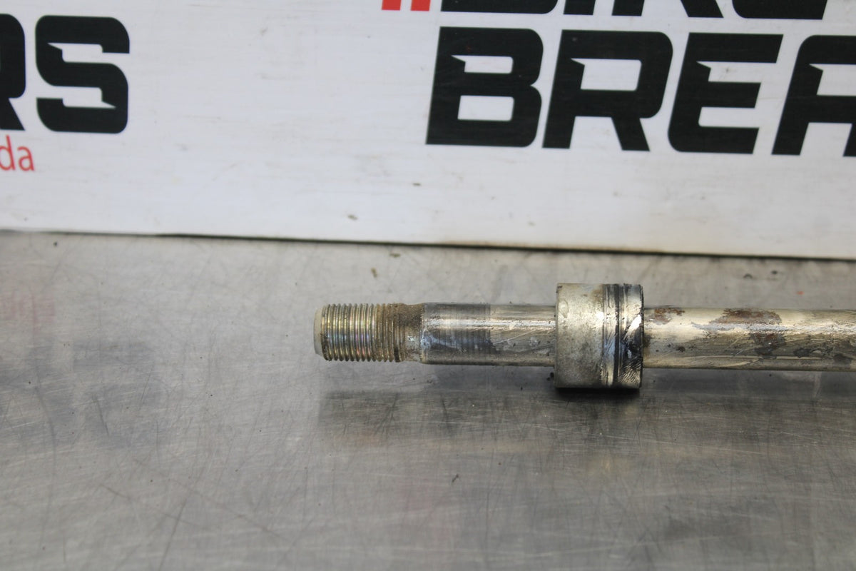 08 YAMAHA V STAR 1100 XVS1100AW CLASSIC FRONT WHEEL RIM AXLE PIVOT BOLT BB916