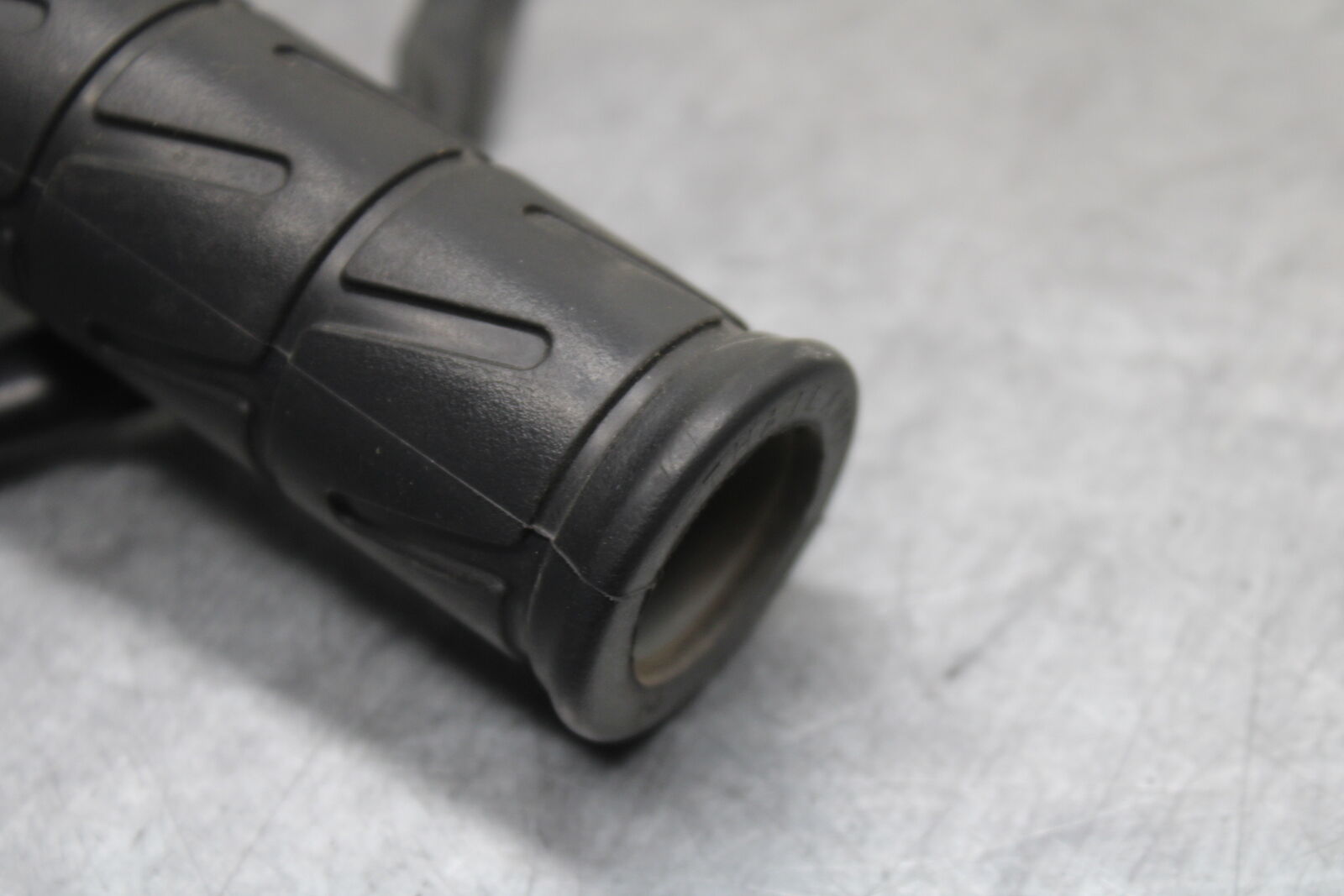 18-24 KAWASAKI NINJA 650 RIGHT CLIP ON HANDLE KILL OFF START SWITCH BB725