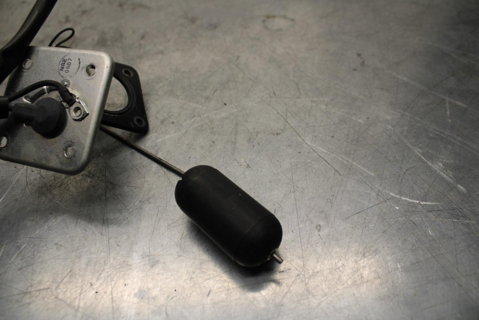  08-09 KAWASAKI NINJA ZX14R FLOAT GAS FUEL PETROL LEVEL SENDING UNIT BB73