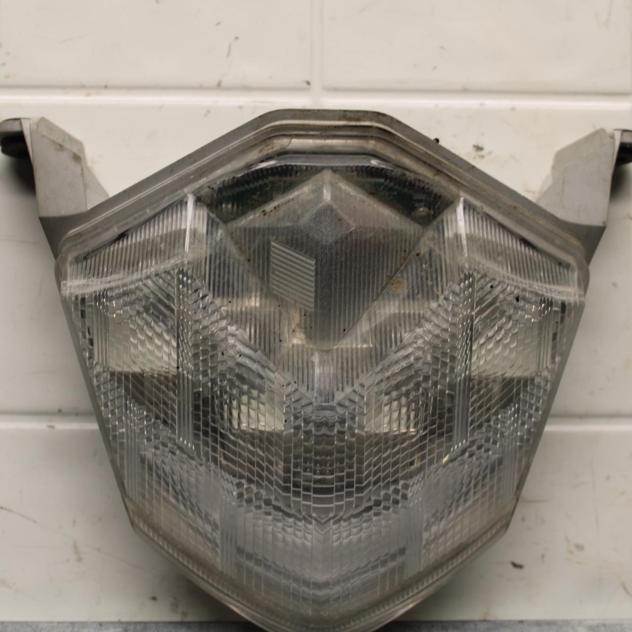 2011 Kawasaki Ninja ZX6R ZX600R REAR TAIL TAILLIGHT BRAKE LIGHT BB587