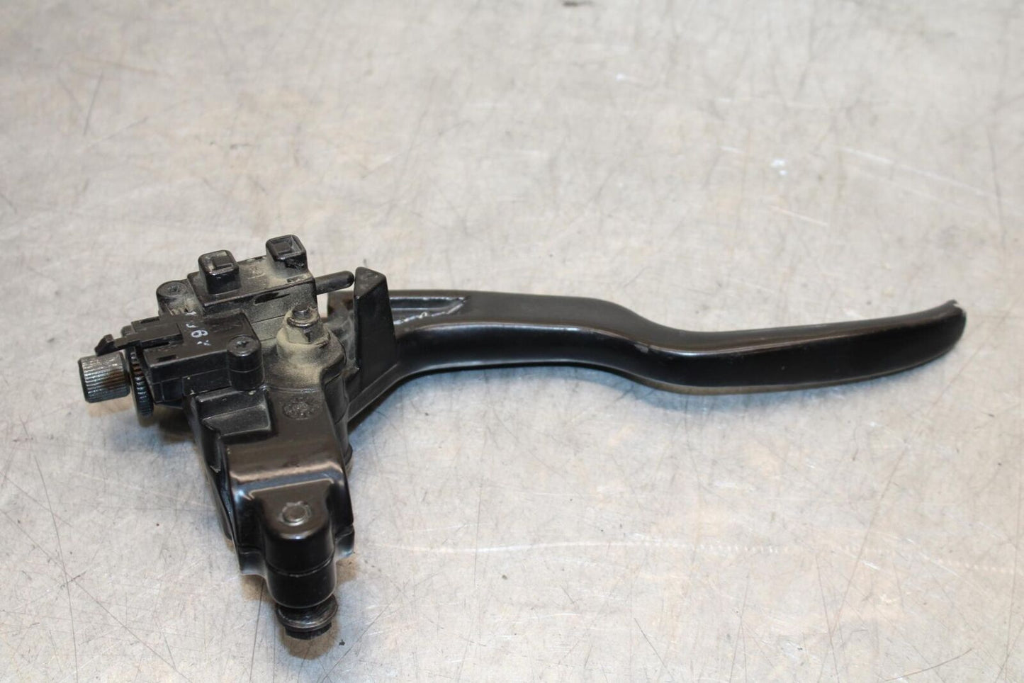 2015 Kawasaki Ninja 300 EX300 CLUTCH PERCH MOUNT WITH LEVER  46076-0098 BB61