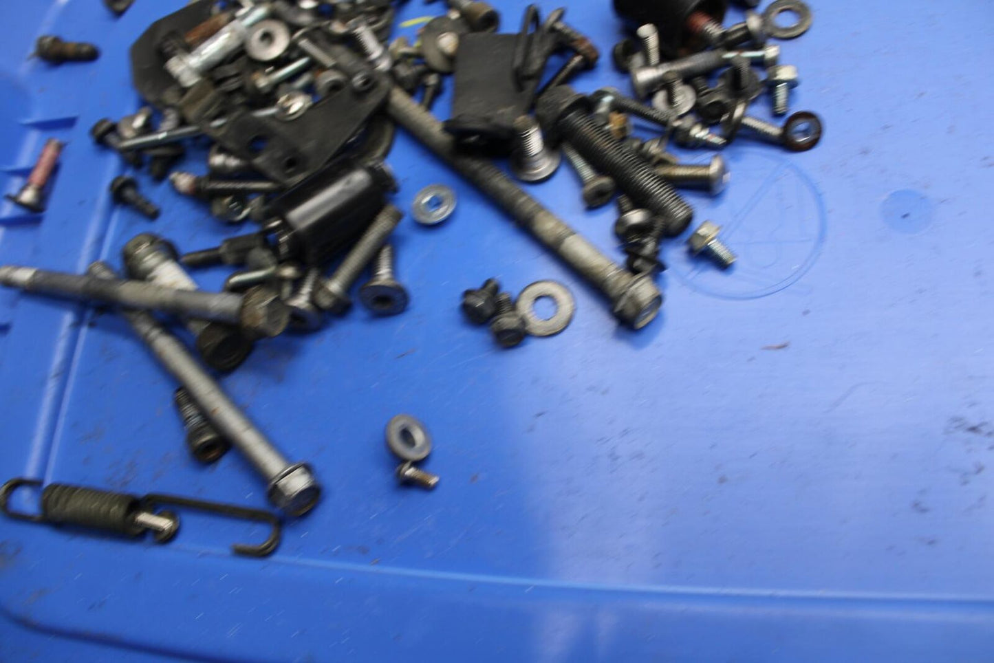 08-12 KAWASAKI NINJA 250R EX250J LEFTOVER MOUNTING BOLTS HARDWARE  SCREWS BB496