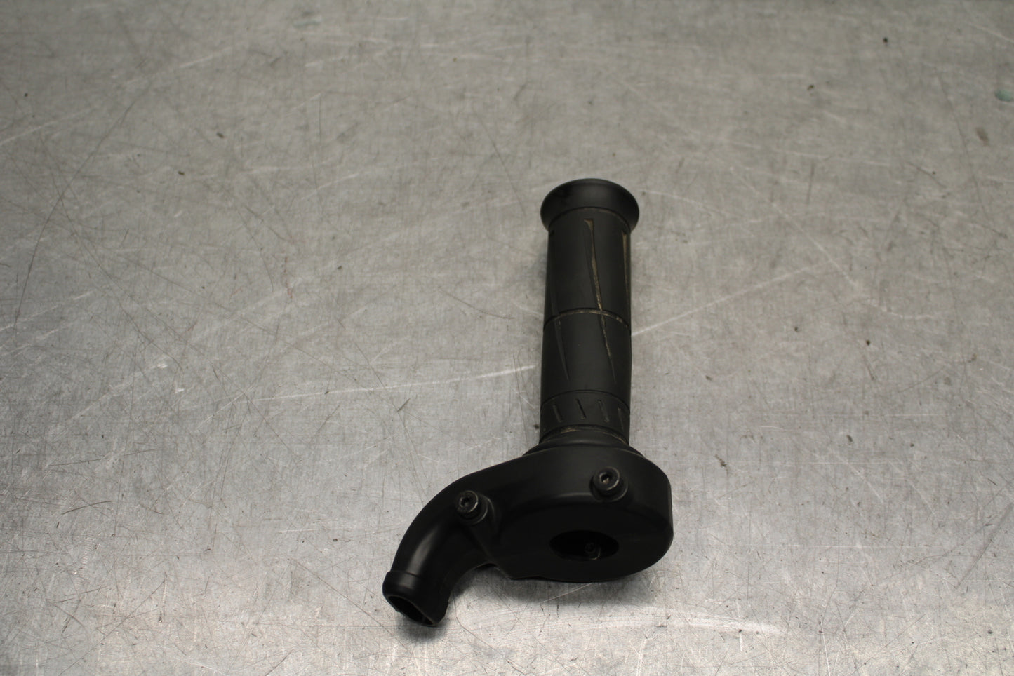 16 KAWASAKI NINJA ZX10R THROTTLE CABLE HOUSING AND TUBE BB650