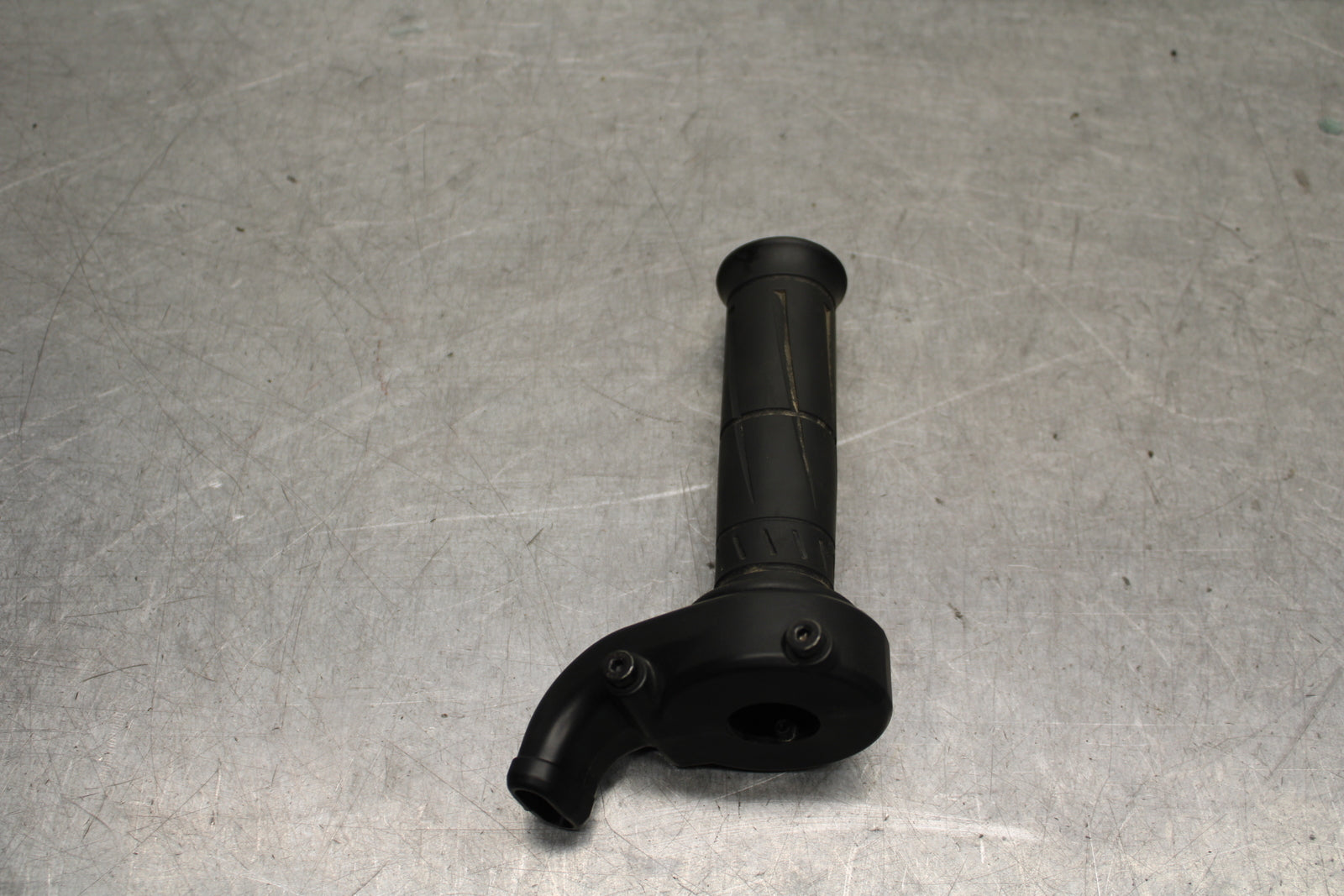 16 KAWASAKI NINJA ZX10R THROTTLE CABLE HOUSING AND TUBE BB650