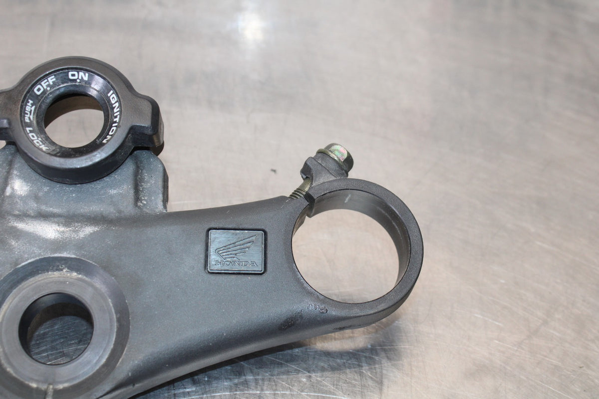 01-06 HONDA CBR600F4I FORKS UPPER TRIPLE TREE CLAMP BB185