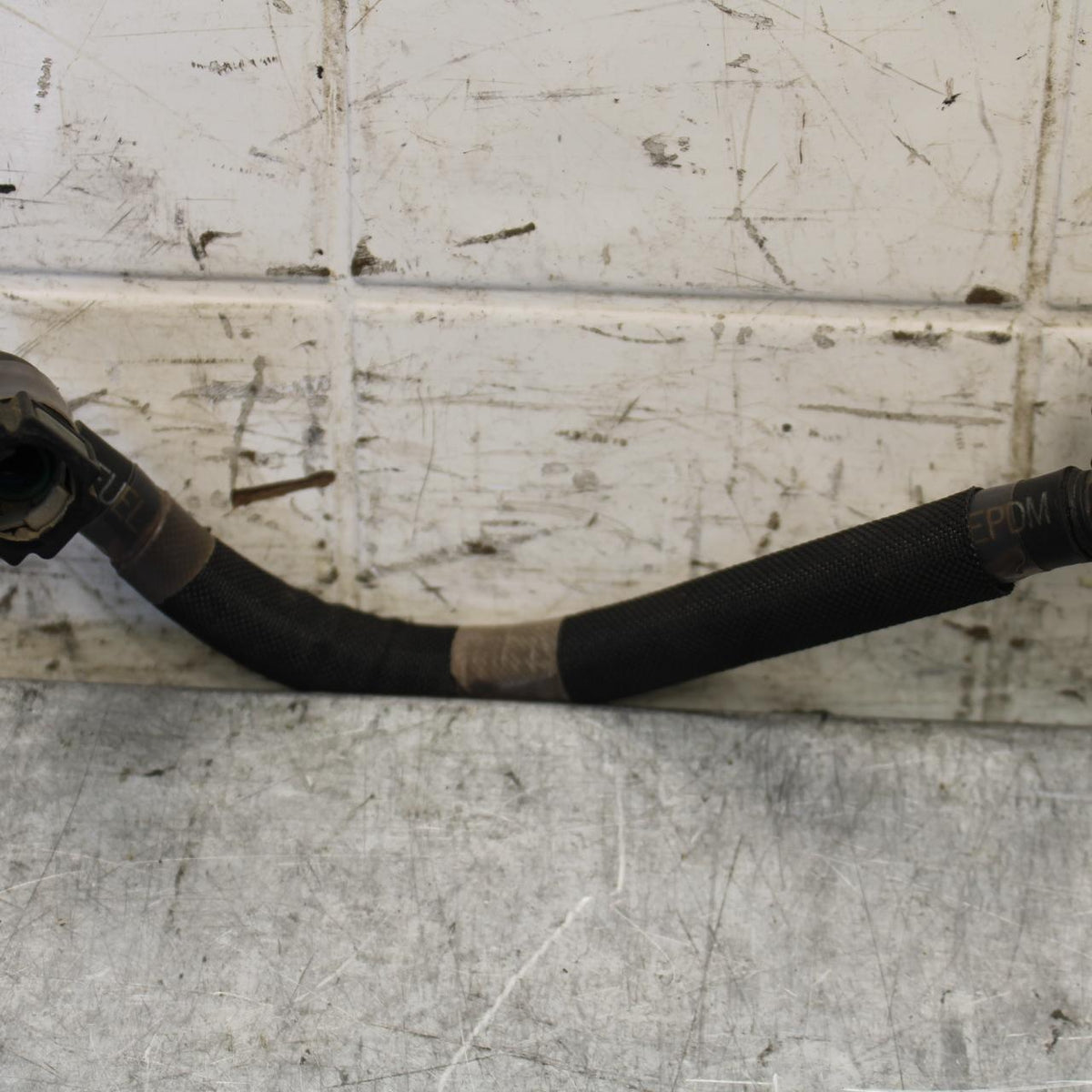 08-10 SUZUKI GSXR750 FUEL HOSE GAS LINE TUBE PIPE BB58