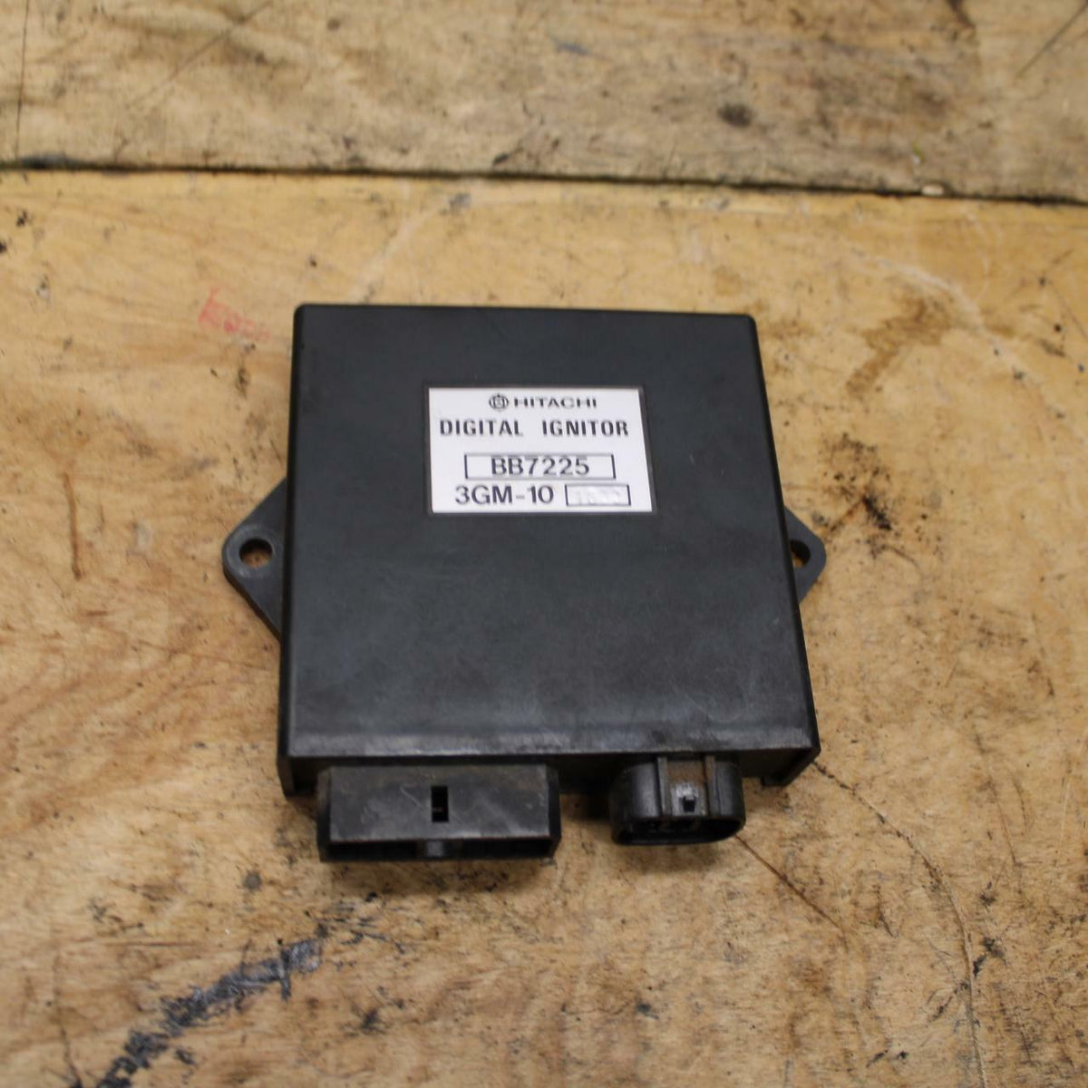 91-93 YAMAHA FZR1000 ECU COMPUTER CONTROLLER UNIT BLACK BOX ECM CDI BB339 