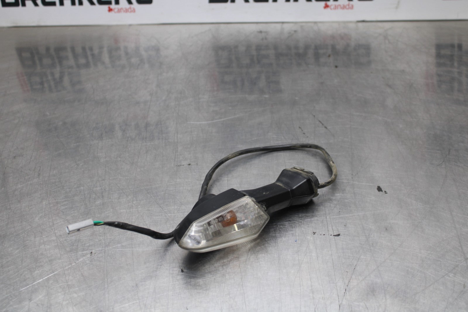 09-10 KAWASAKI ER-6N RIGHT REAR BACK TURN SIGNAL LIGHT INDICATOR BB205