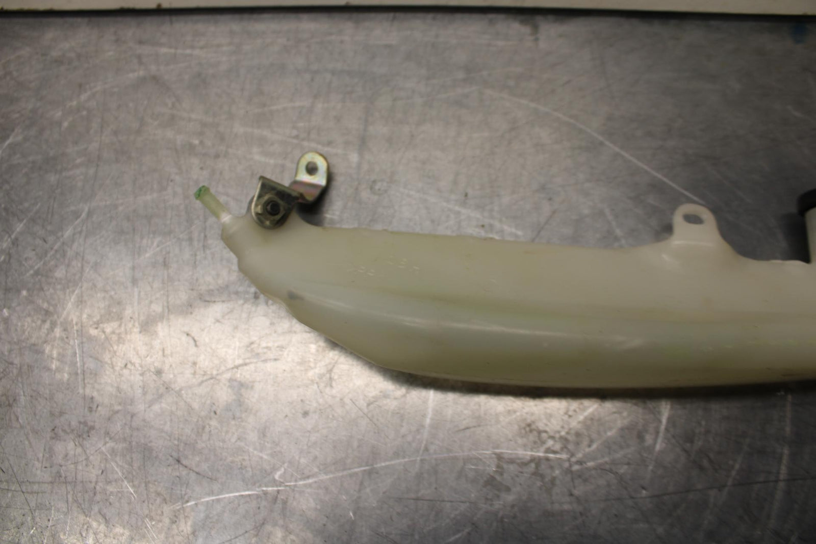 07-12 SUZUKI BANDIT GSF 650 F GSX650F/ COOLANT WATER TANK RESERVOIR BOTTLE BB90
