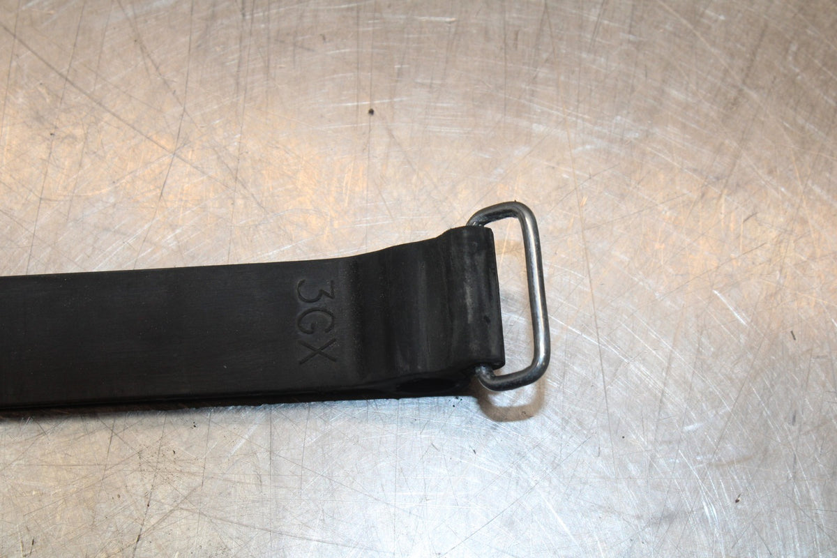 22-25 YAMAHA YZF R7 BATTERY HOLD DOWN CLAMP STRAP BB850