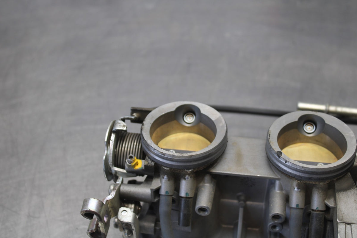 08 KAWASAKI NINJA ZX10R MAIN FUEL INJECTORS / THROTTLE BODIES BB902