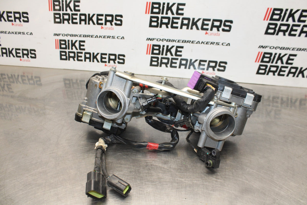 08 APRILIA SHIVER 750 MAIN FUEL INJECTORS / THROTTLE BODIES BB551