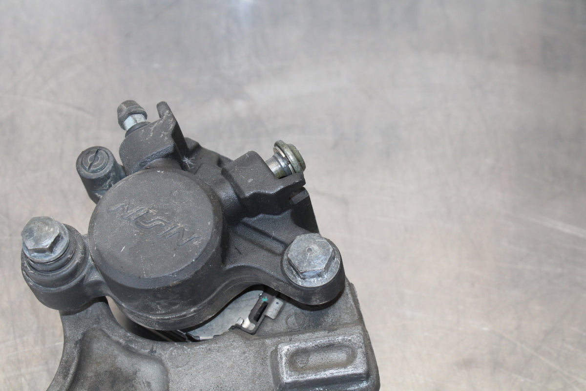 07-08 YAMAHA YZF R1 REAR BACK BRAKE CALIPER W MOUNT BRACKET BB160