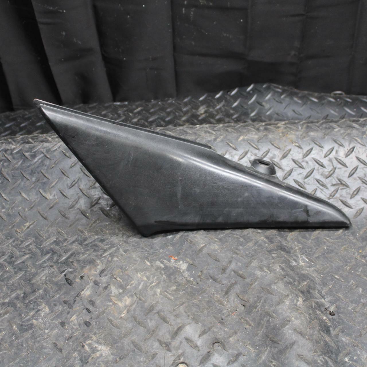 03-04 HONDA CBR600RR LEFT FRONT SIDE SEAT SADDLE PANEL TRIM COWL FAIRING BB218