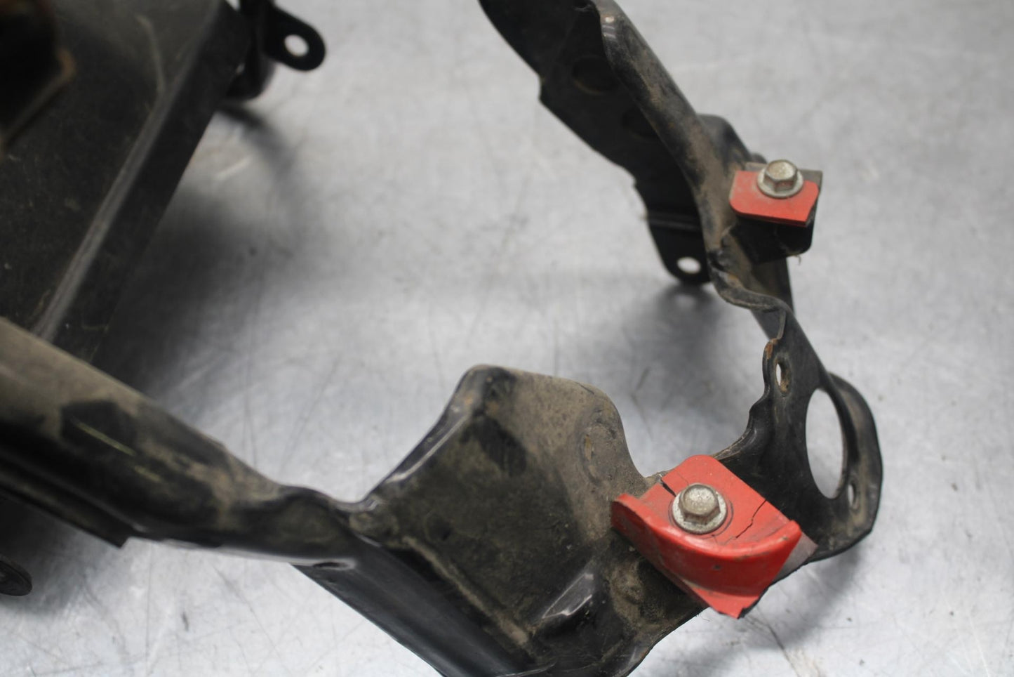 1988 Yamaha FZ600 REAR SUBFRAME BACK SUB FRAME BB601