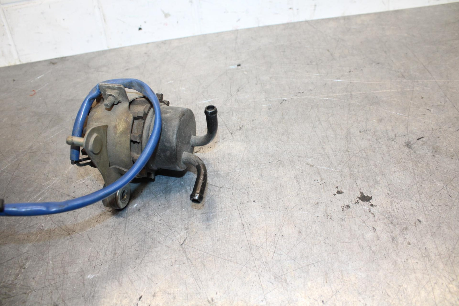 89-90 YAMAHA FZR600 FUEL PUMP GAS PETROL SENDER UNIT BB76