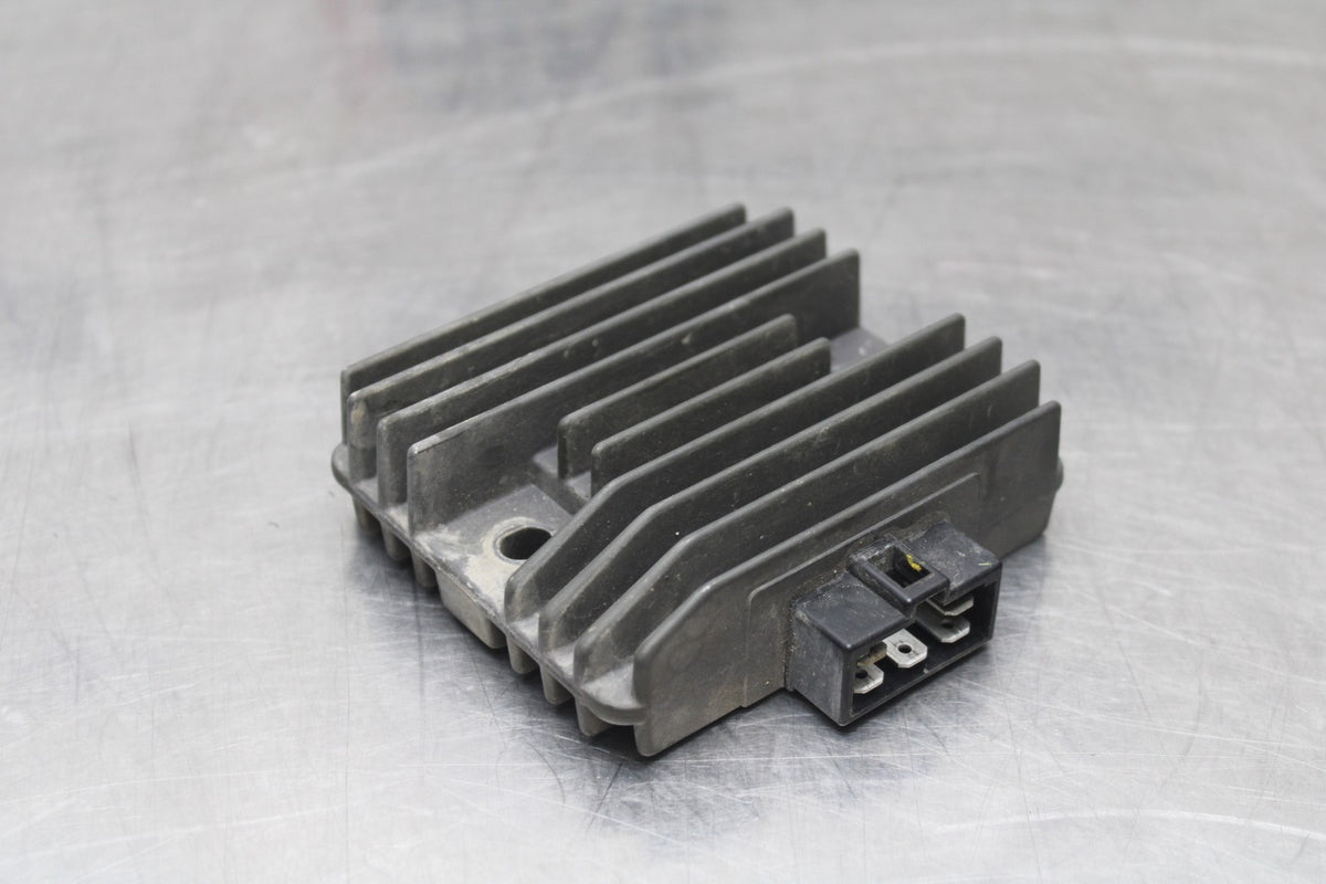 08-09 YAMAHA YZF R6S RECTIFIER VOLTAGE REGULATOR BB796