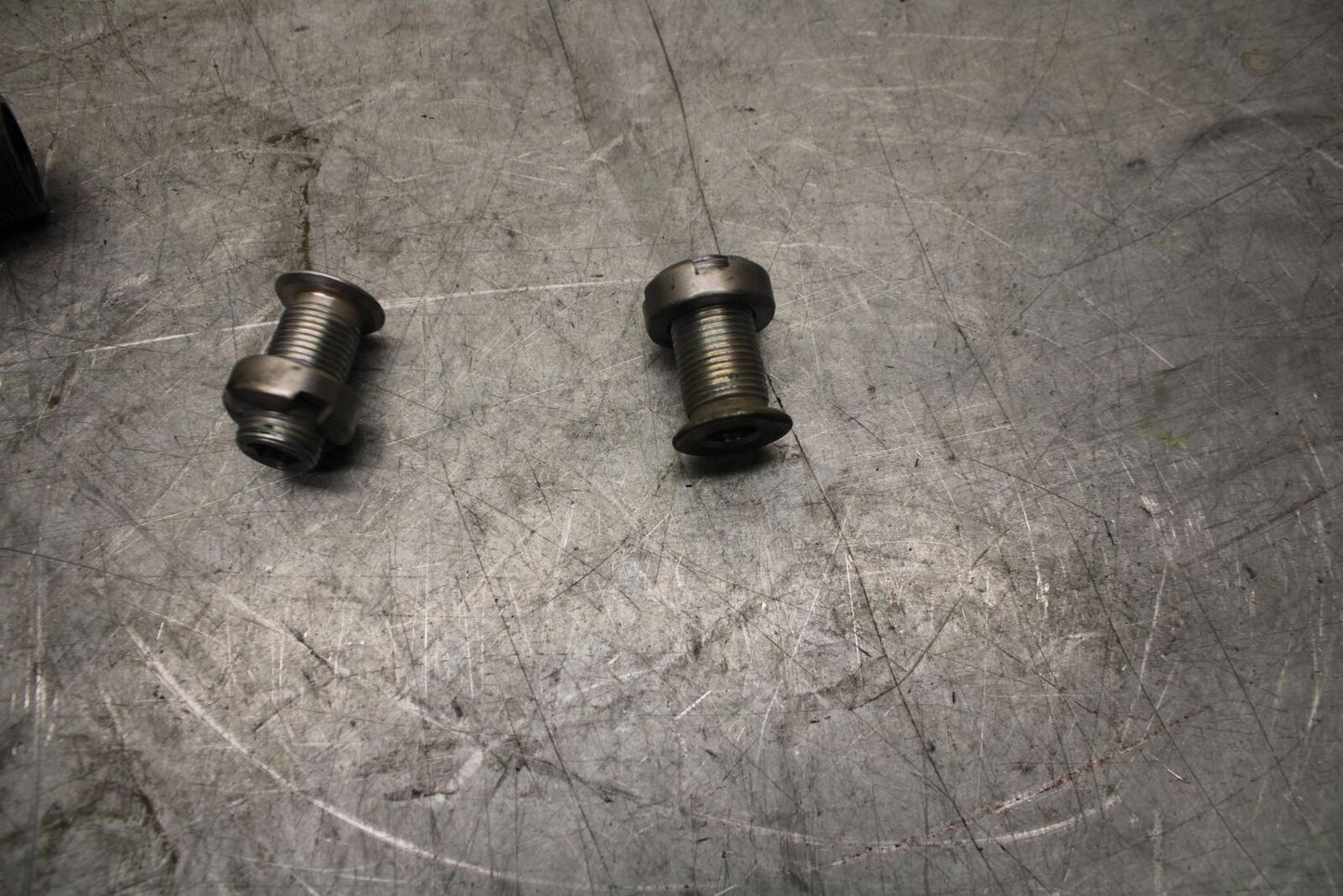 2009 Kawasaki Ninja ZX6R ZX600R ENGINE MOUNTING HARDWARE SPACER  BB44