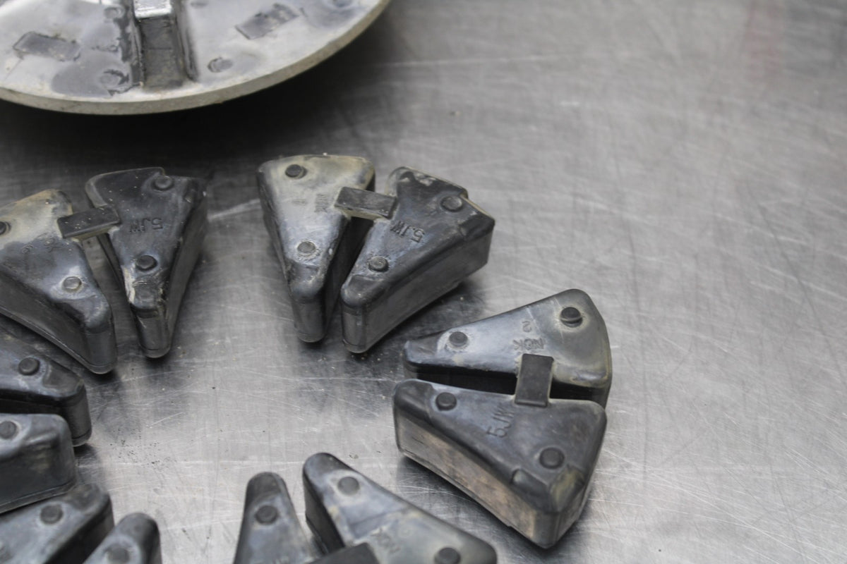 18 YAMAHA SUPER TENERE REAR HUB & SHOCK DAMPERS CUSH ABSORBERS BB832