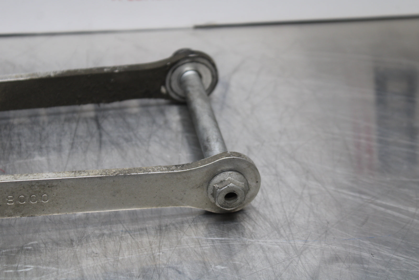 04-05 KAWASAKI NINJA ZX10R REAR DOGBONE SHOCK LINKAGE LINK BB163