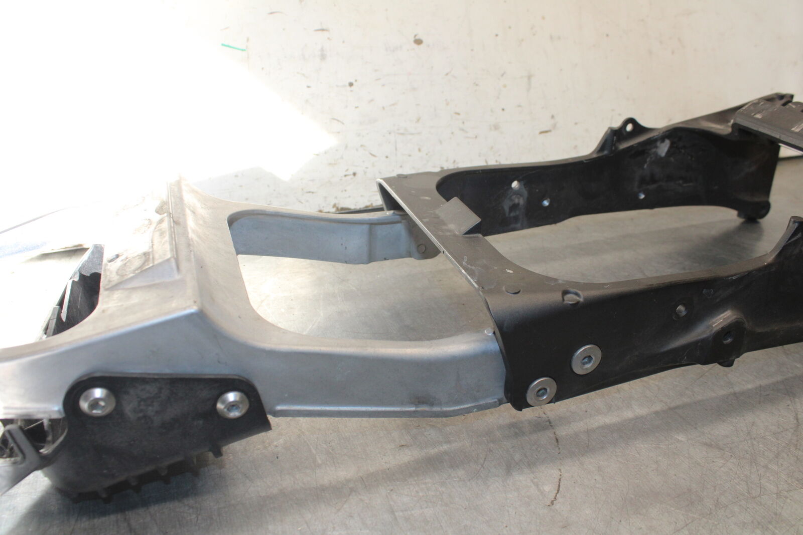 09-12 KAWASAKI NINJA ZX6R REAR SUBFRAME BACK SUB FRAME 32160-0399 BB698