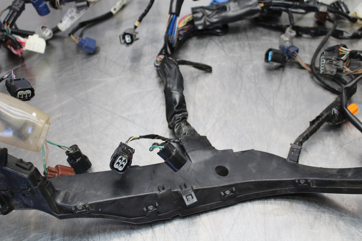 12-16 HONDA CBR1000RR MAIN ENGINE WIRING HARNESS MOTOR WIRE LOOM BB157