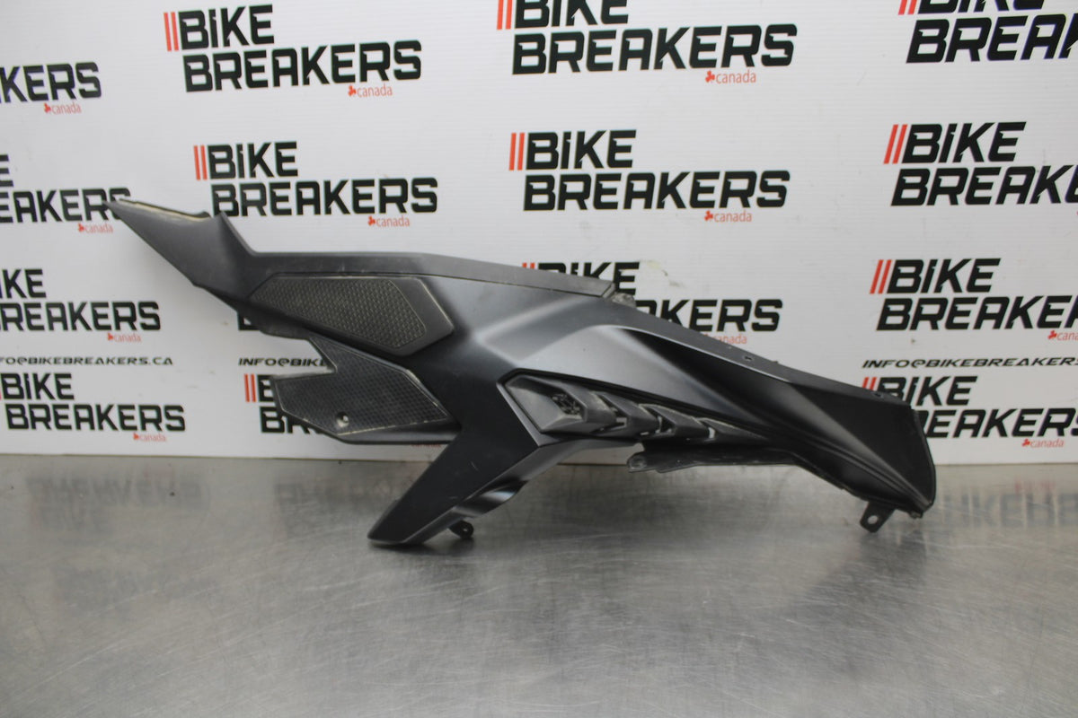23-26 KAWASAKI ZX4R ZX 4RR ZX 4RR ZX4 RR RIGHT MID UPPER SIDE FAIRING COWL BB840