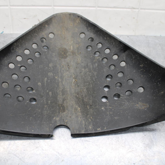 1999 Suzuki GSXR600 FRONT LOWER INNER EXHAUST V FAIRING COWL GUARD BB580