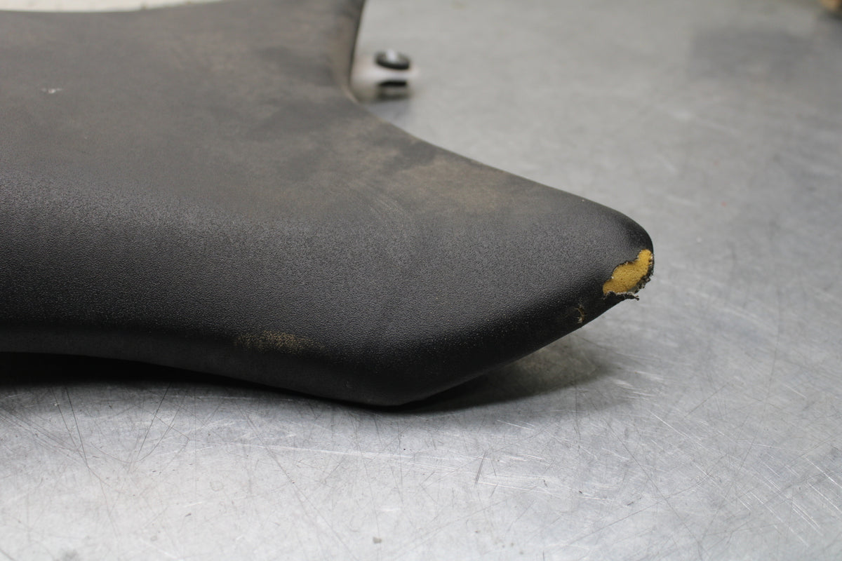 16 KAWASAKI NINJA ZX10R FRONT DRIVERS SEAT PAD SADDLE PILLION 53066-0521-MA  BB6