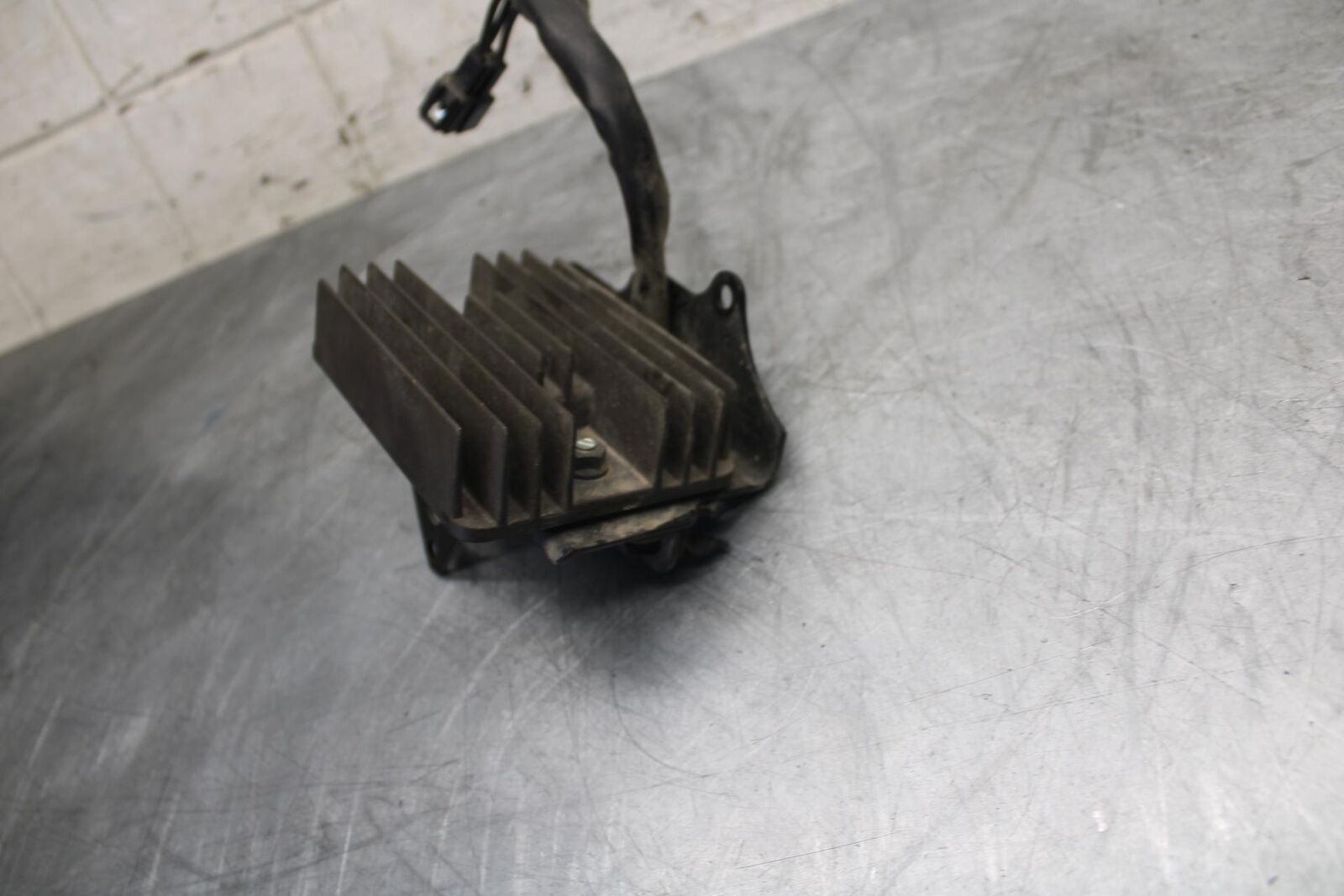 2016 Suzuki Bandit 1250S GSF1250SA ABS RECTIFIER VOLTAGE REGULATOR BB509