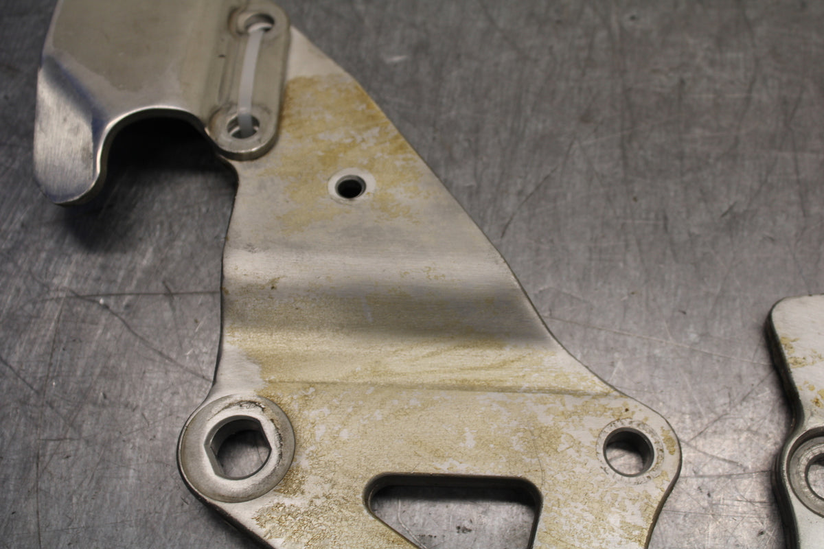 91-92 SUZUKI GSXR750 M  LEFT RIGHT REARSET DRIVER PEG BRACKETS MOUNTS BB125