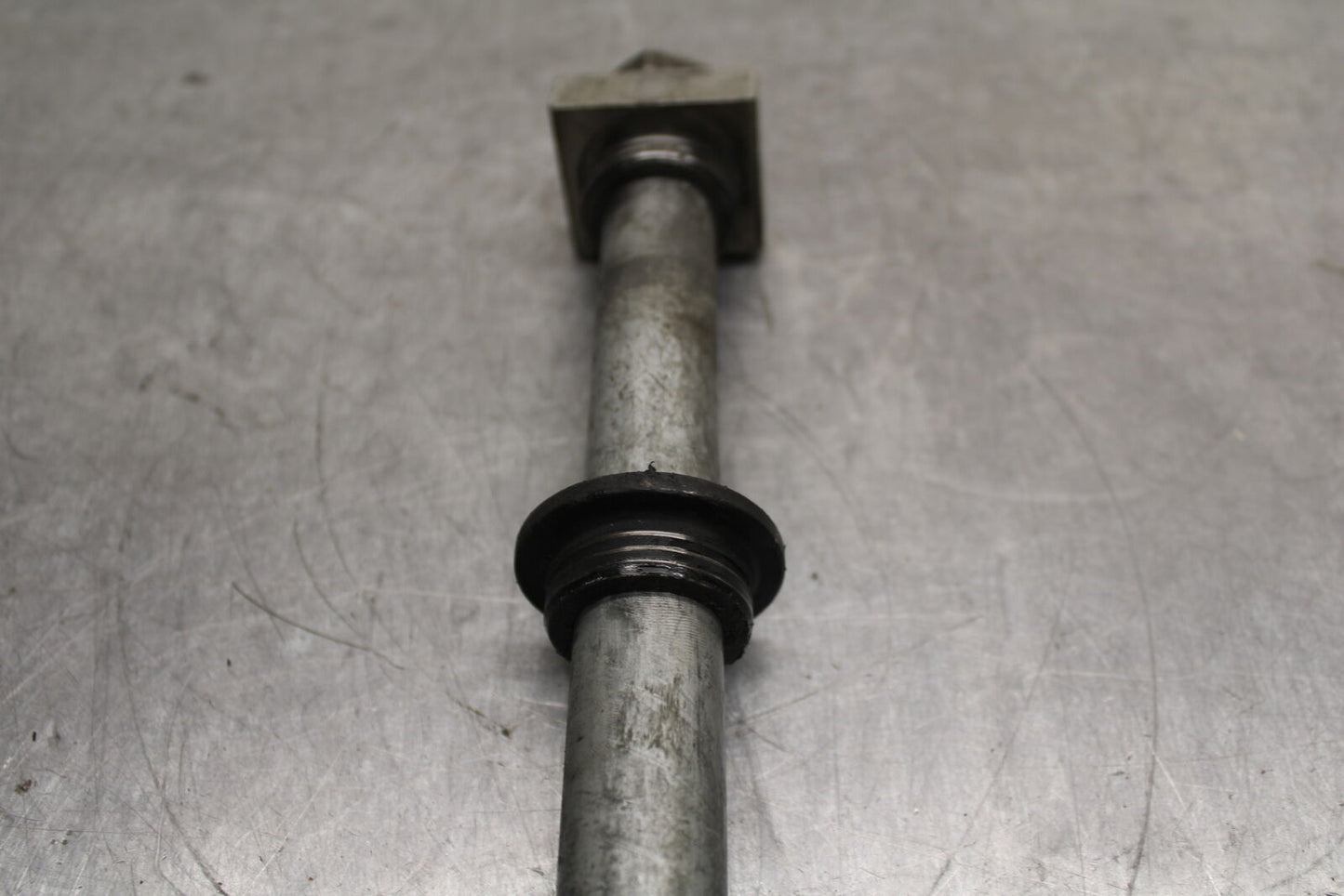 12-16 HONDA CBR1000RR REAR AXLE BACK WHEEL RIM PIVOT BOLT AXEL BB114
