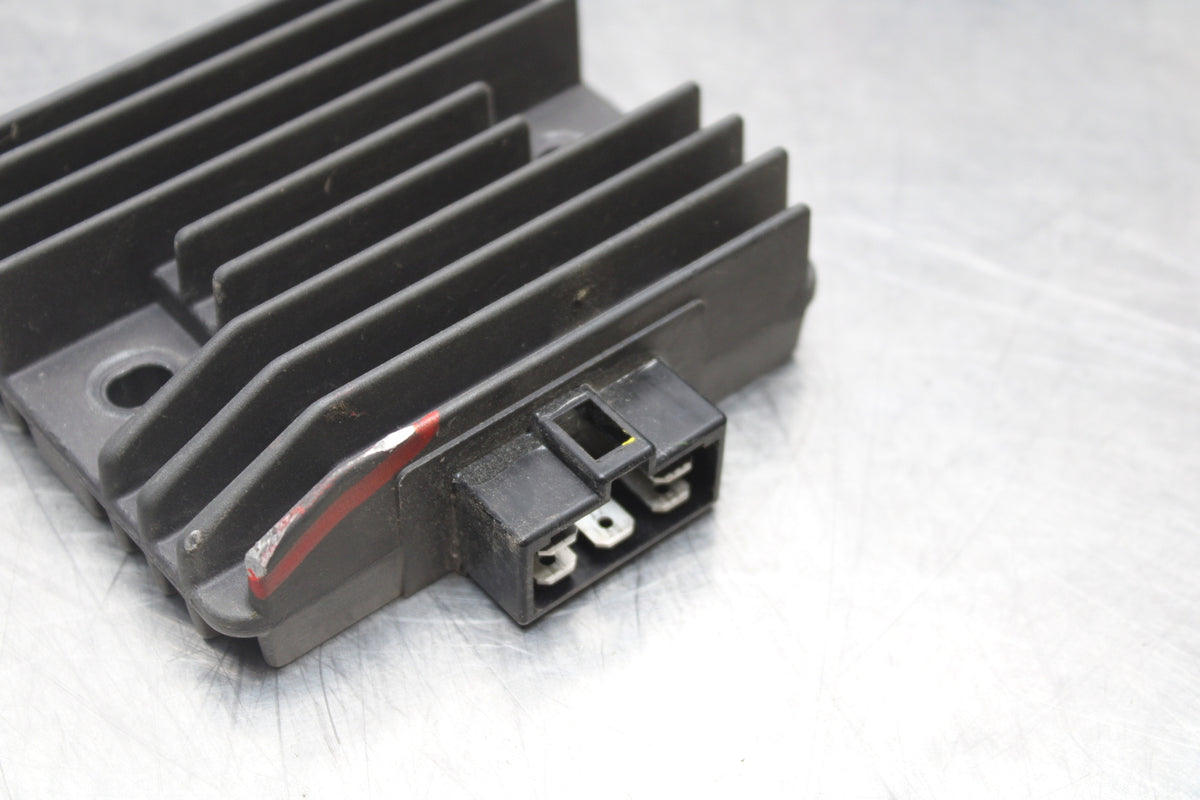 09-15 YAMAHA FZ6R RECTIFIER VOLTAGE REGULATOR BB161