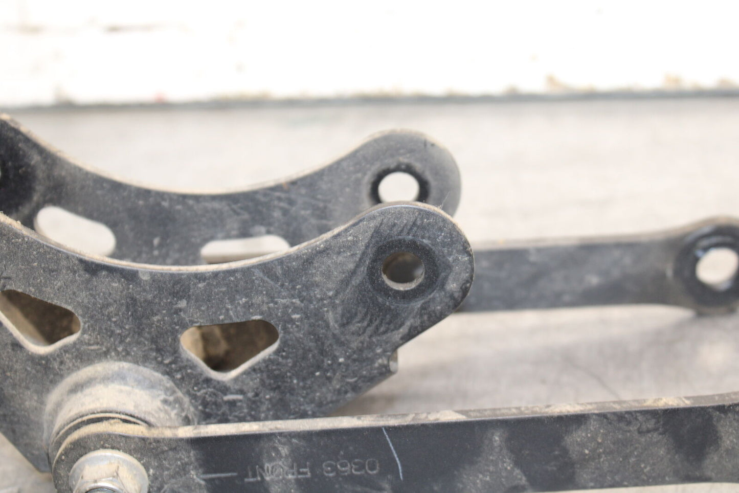 18-23 KAWASAKI NINJA 400 EX400 ABS REAR DOGBONE SHOCK LINKAGE LINK BB747