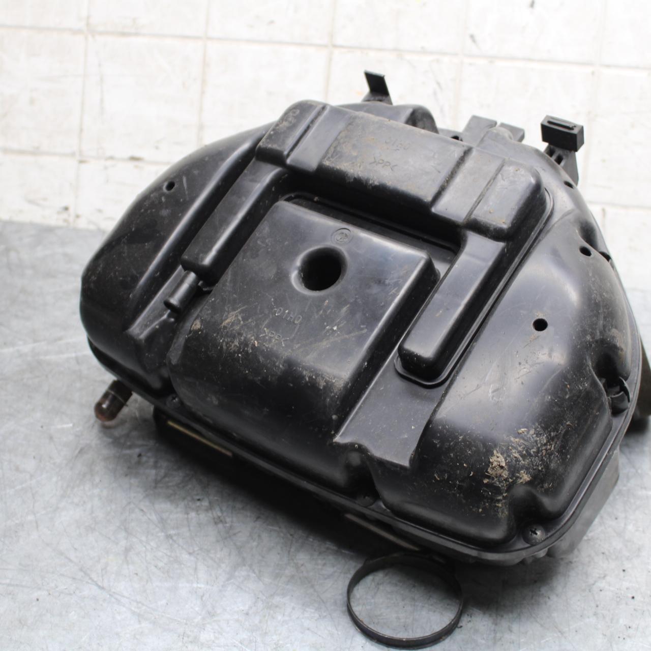 06-07 SUZUKI GSXR600 AIRBOX AIR INTAKE FILTER BOX FILTER BB543