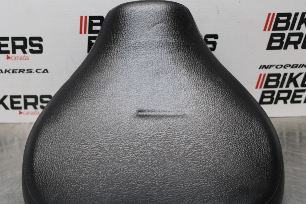 15 SUZUKI BOULEVARD C50 FRONT DRIVERS SEAT BB775