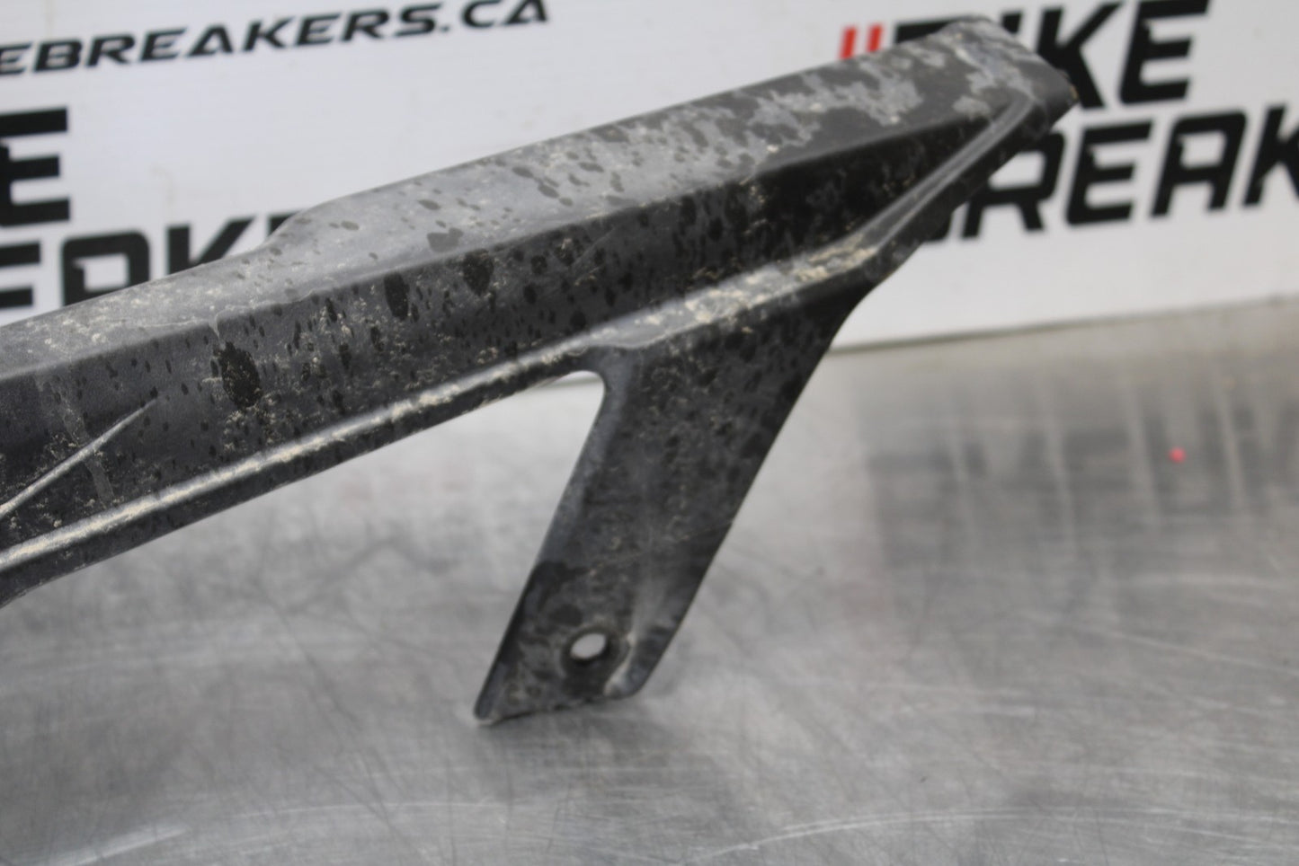 18-23 KAWASAKI NINJA 400 EX400 ABS REAR BACK DRIVE CHAIN GUARD SHIELD BB177