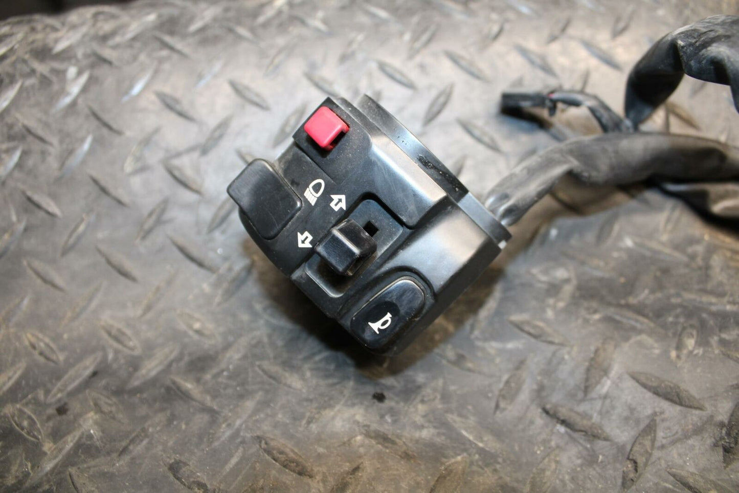 12-17 KAWASAKI NINJA 650 LEFT CLIP ON HANDLE HORN SIGNALS SWITCH SWITCHES BB211