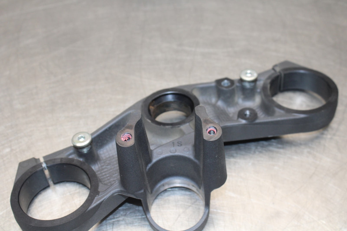 08 KAWASAKI NINJA ZX10R FORKS UPPER TRIPLE TREE CLAMP BB902