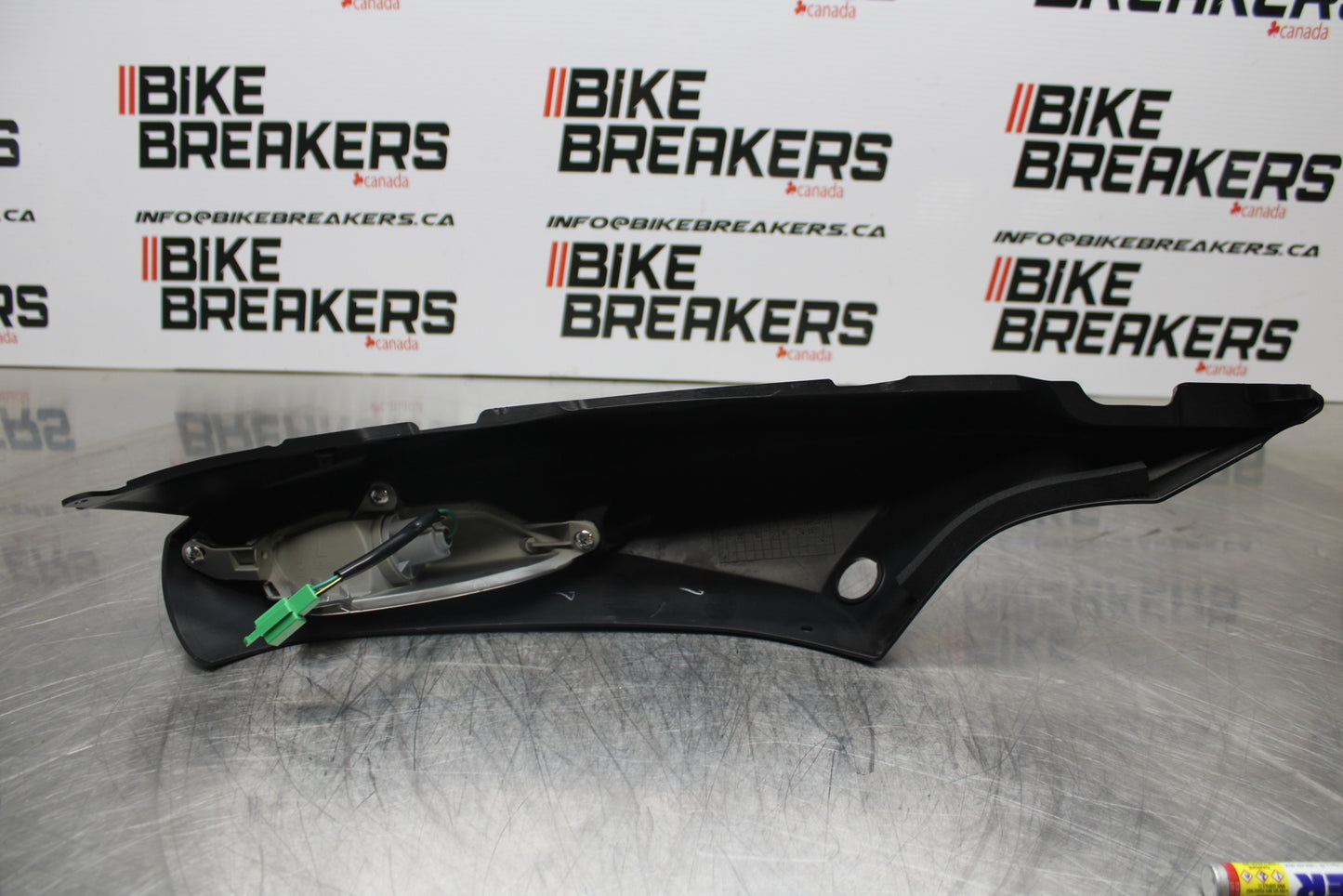 23-24 KAWASAKI NINJA ZX14R LEFT REAR BACK TAIL FAIRING COWL SHROUD BB153