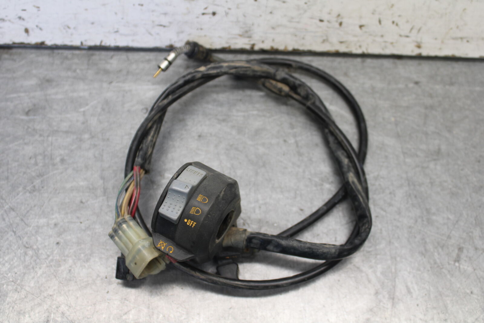 2004 Yamaha Raptor 660R YFM660R LEFT HANDLEBAR CONTROL SWITCH BB695