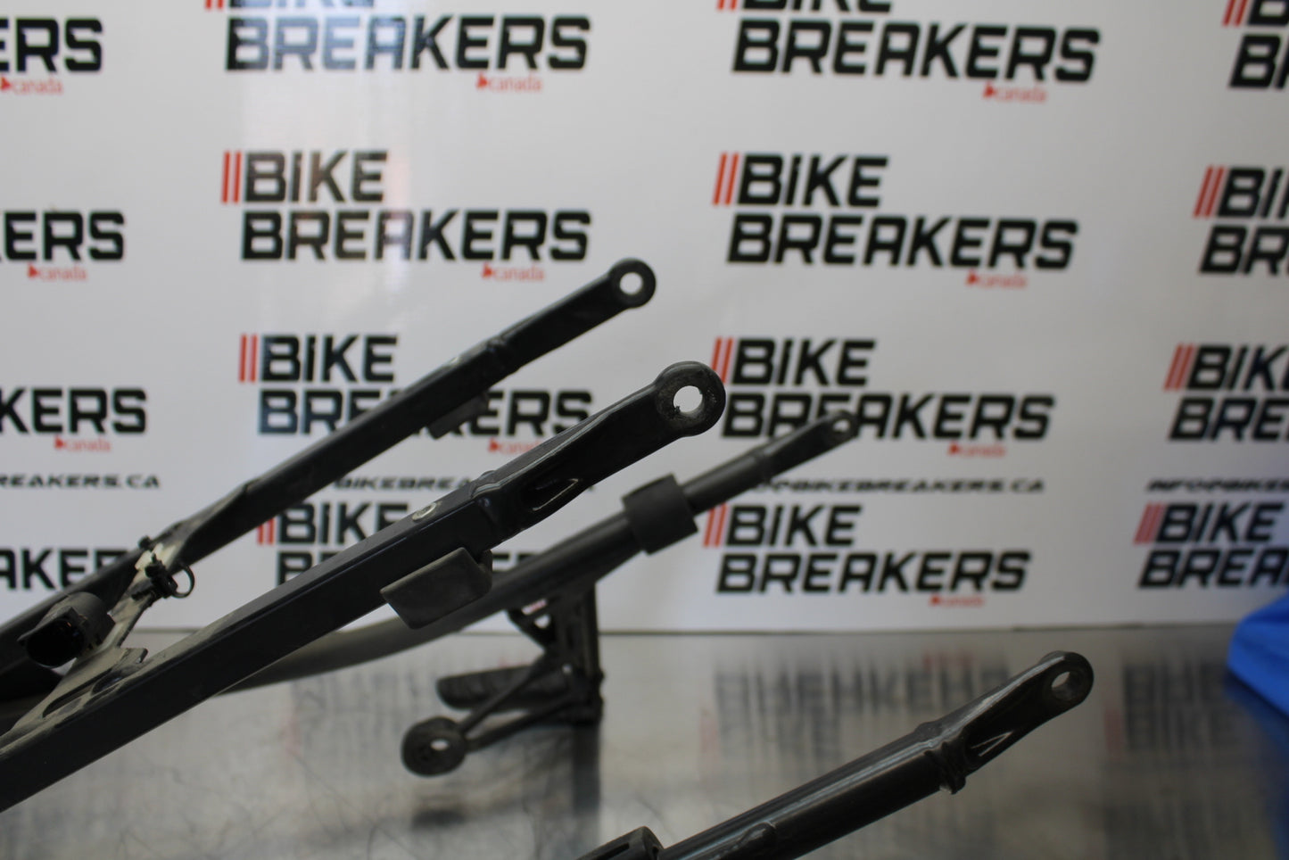 06-12 BMW F800ST REAR SUBFRAME BACK SUB FRAME BB144