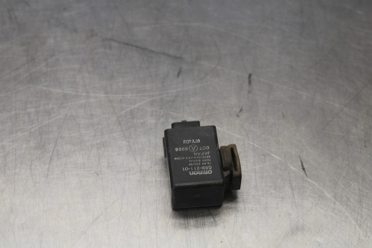 95 HONDA SHADOW 1100 TURN SIGNAL BLINKER RELAY FLASHER SWITCH BB885