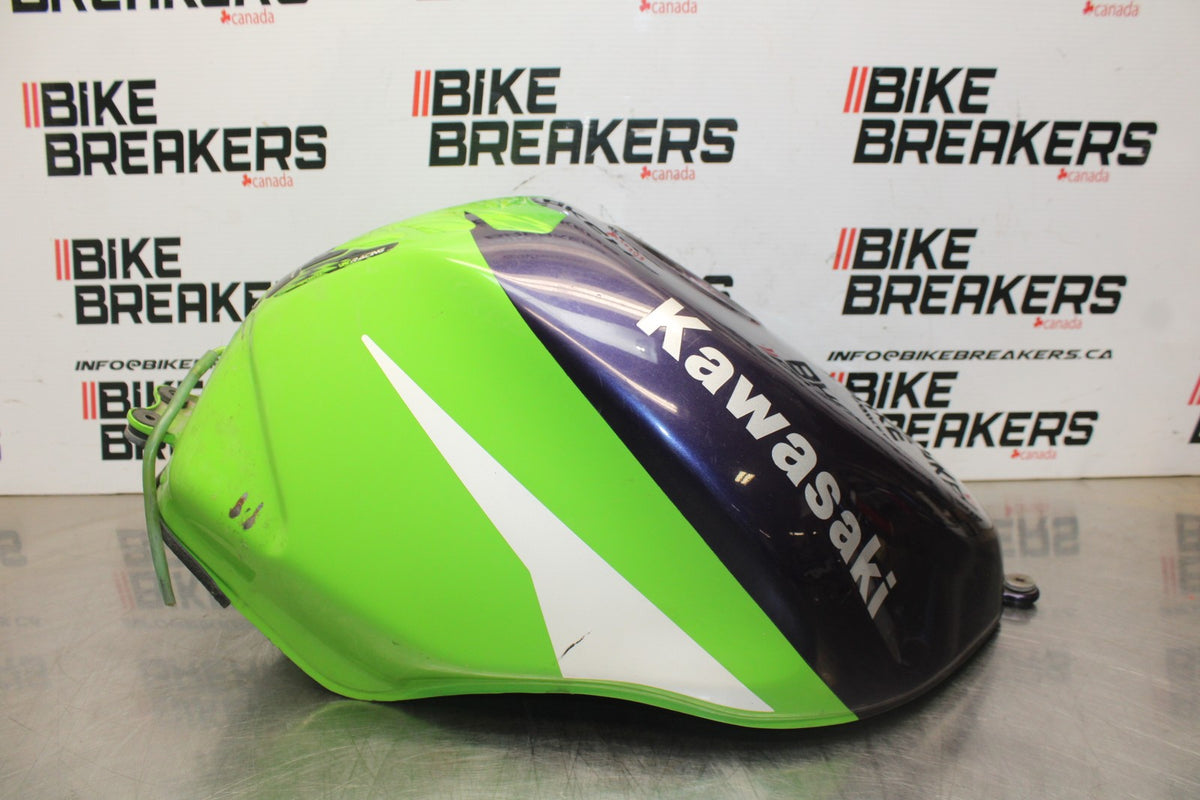 98 KAWASAKI NINJA ZX6 GAS TANK FUEL CELL PETROL RESERVOIR BB870