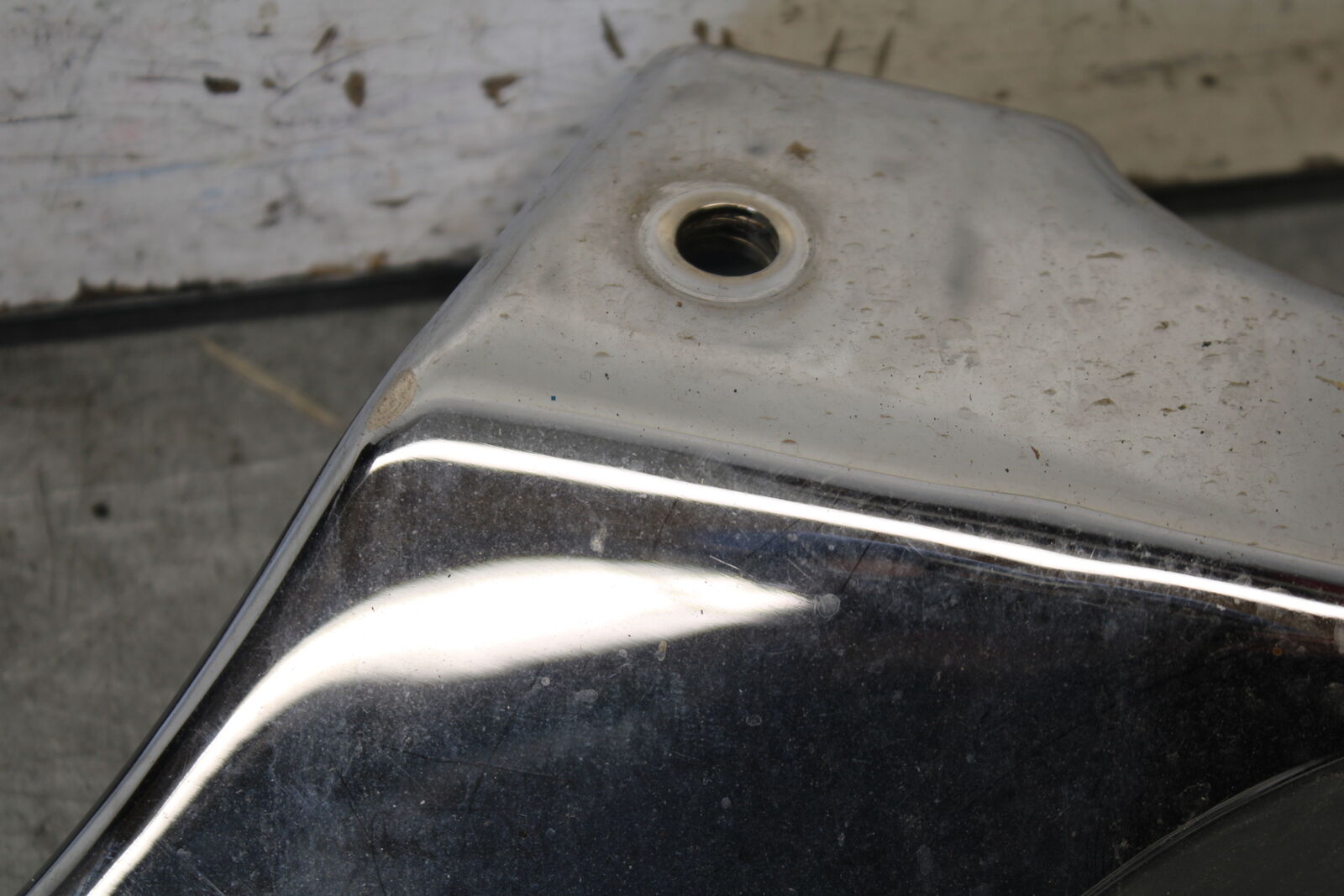 05-09 SUZUKI BOULEVARD C90 REAR BACK FENDER SUPPORT FRAME SUBFRAME BB692