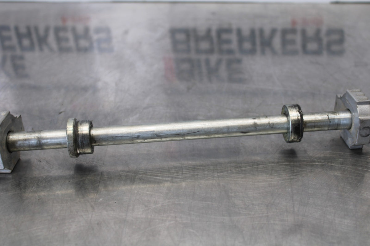 17-22 KTM 390 DUKE REAR AXLE BACK WHEEL RIM PIVOT BOLT AXEL BB180