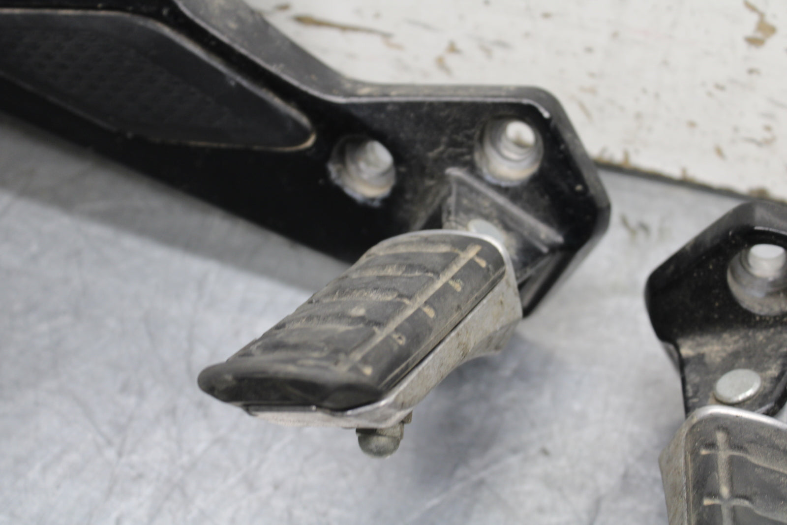 14 HONDA CTX1300A FRONT & REAR FOOT RESTS PEGS STEPS BRACKET MOUNT SET  BB732