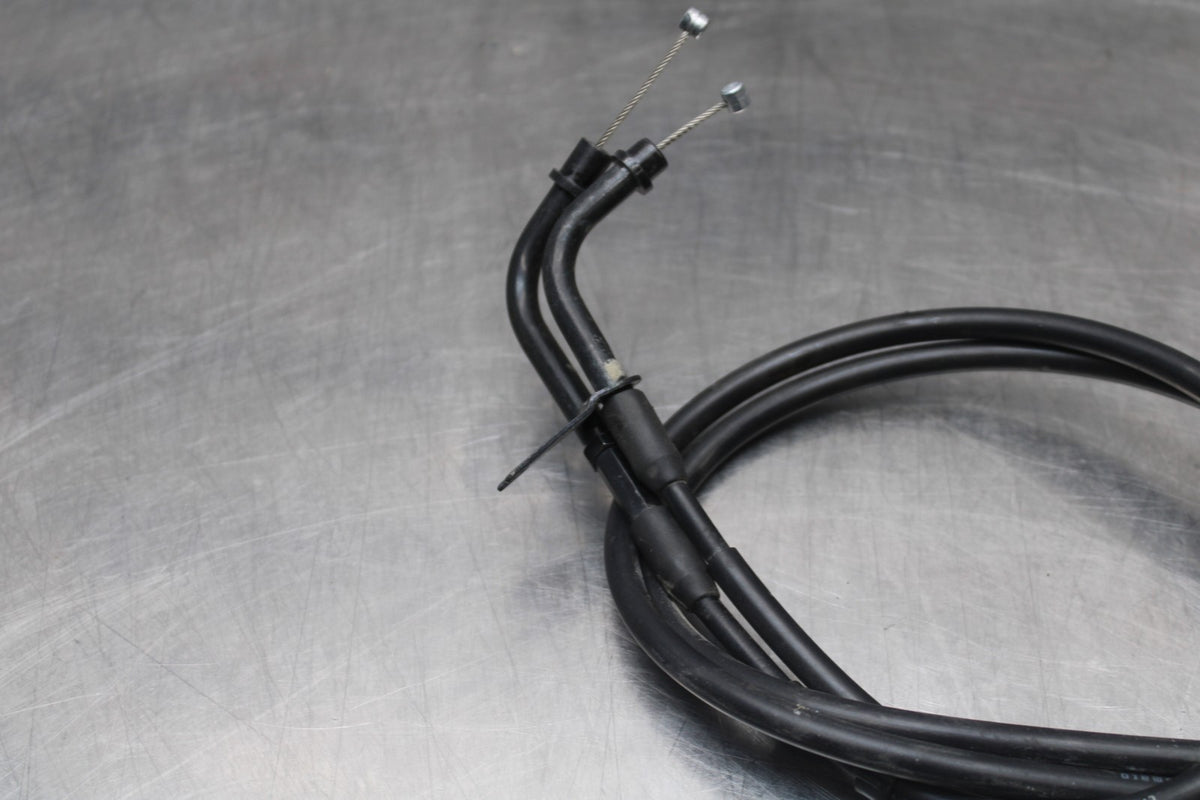 04-05 SUZUKI GSXR600 THROTTLE CABLES LINES BB792